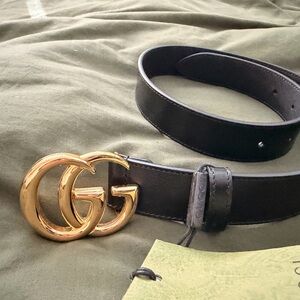 NWT in box Gucci Black Leather Belt Marmont with Gold GG Buckle